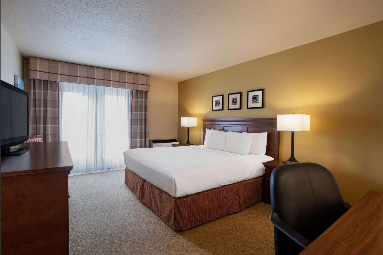 Travelodge Suites By Wyndham Regina - Eastgate Bay Luaran gambar