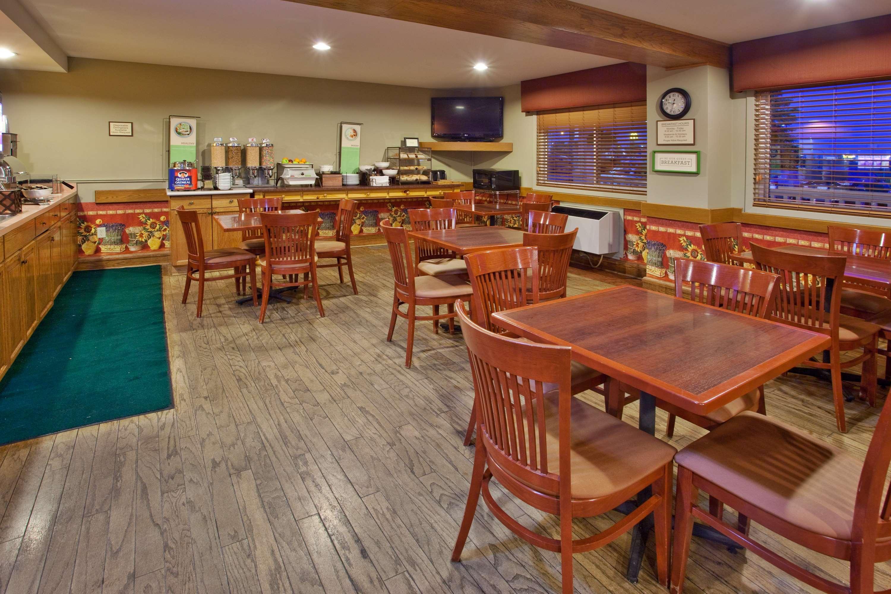 Travelodge Suites By Wyndham Regina - Eastgate Bay Luaran gambar