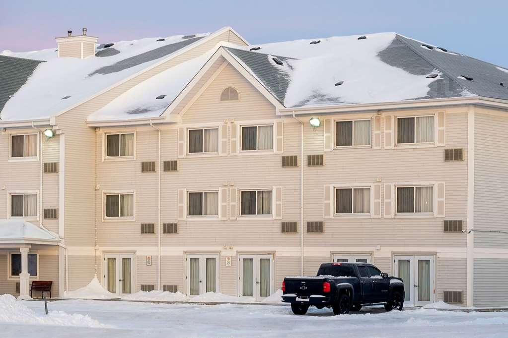 Travelodge Suites By Wyndham Regina - Eastgate Bay Luaran gambar